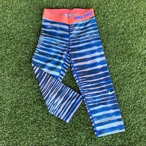 Nike Pro cropped leggings